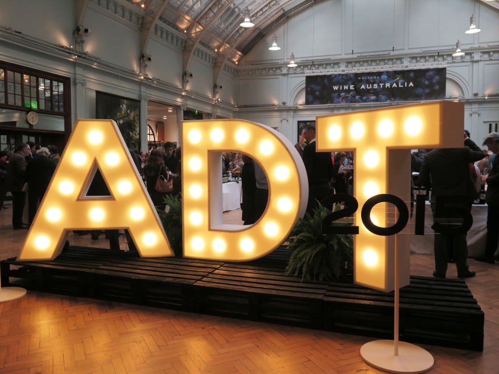 ADT 2015 001